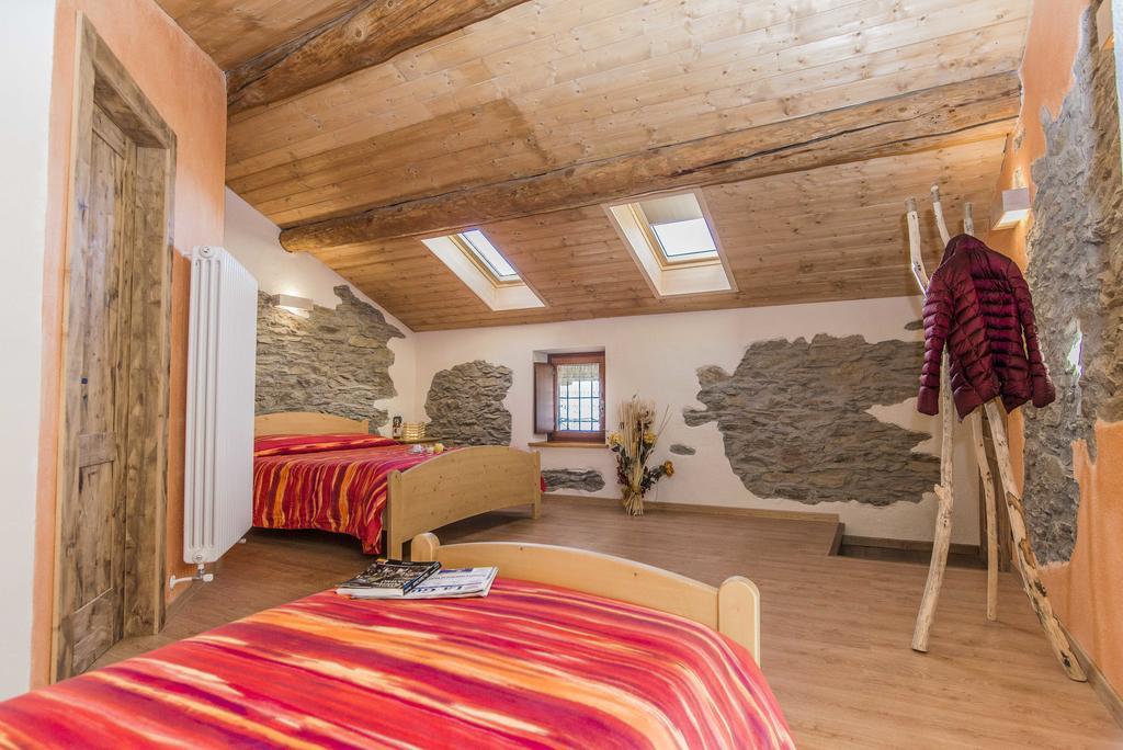 Locanda Il Campo Della Quercia San Damiano Macra Exteriér fotografie